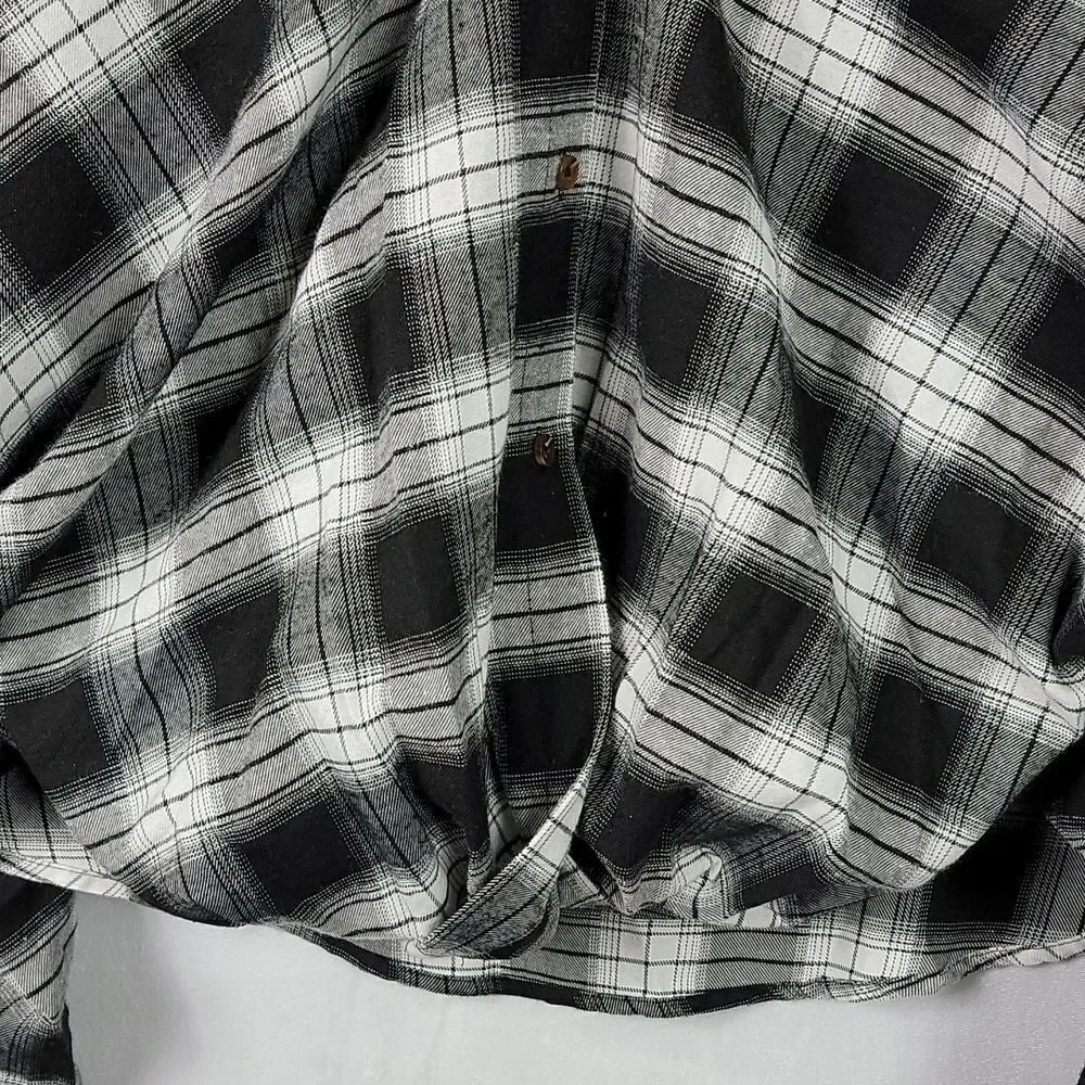 🖤5/$20🖤  SHEIN.. oversized plaid flannel top.. - Picture 4 of 12